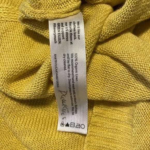 Eileen Fisher 100% Organic Linen Yellow V-Neck Lightweight Sweater Size Medium - Picture 5 of 6